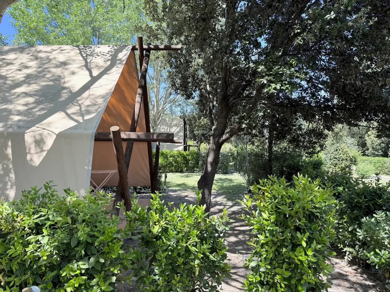 Lodge glamping B-Natural nella pineta mediterranea